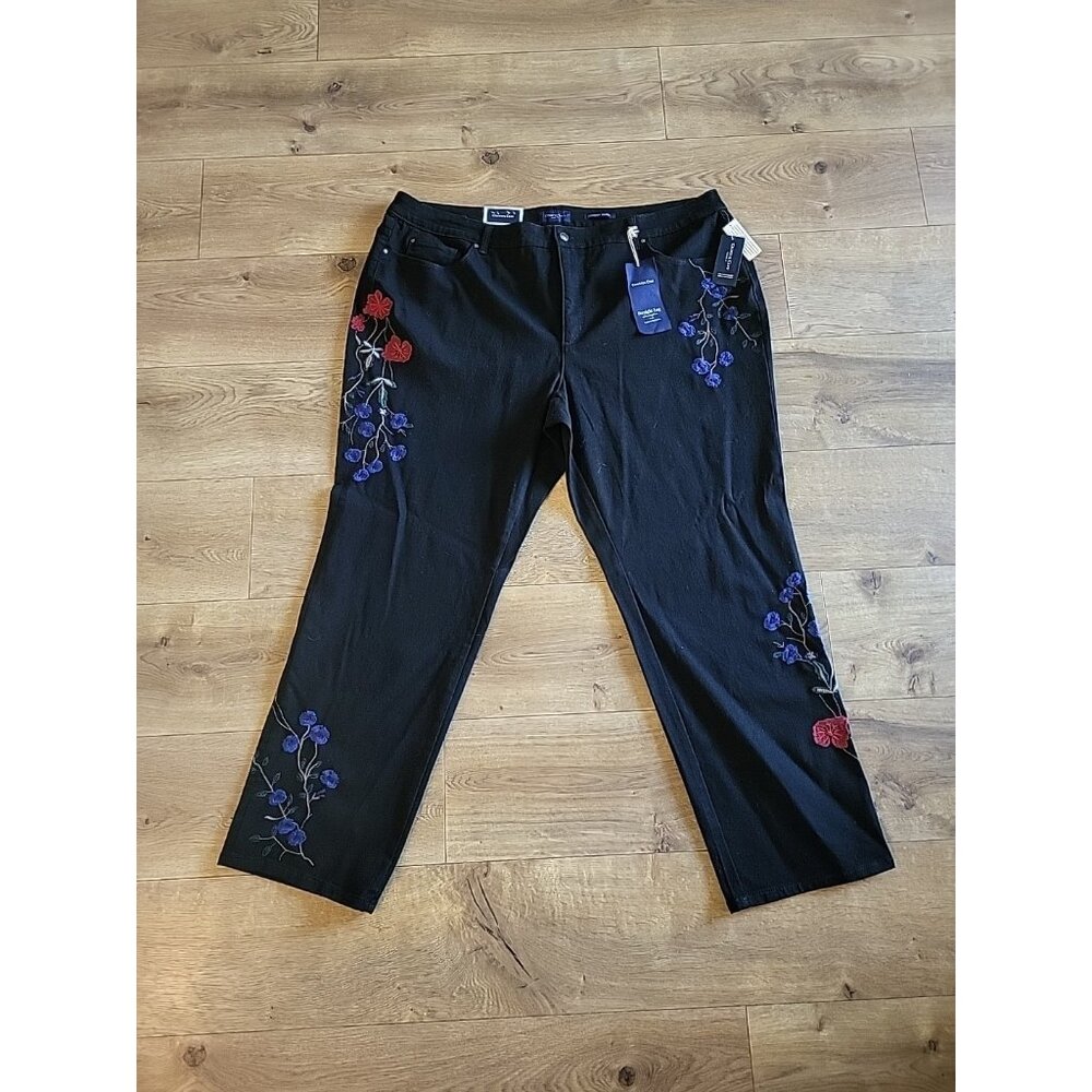 Charter Club Straight Leg Lexington Embroidered Black Size 24W NWT